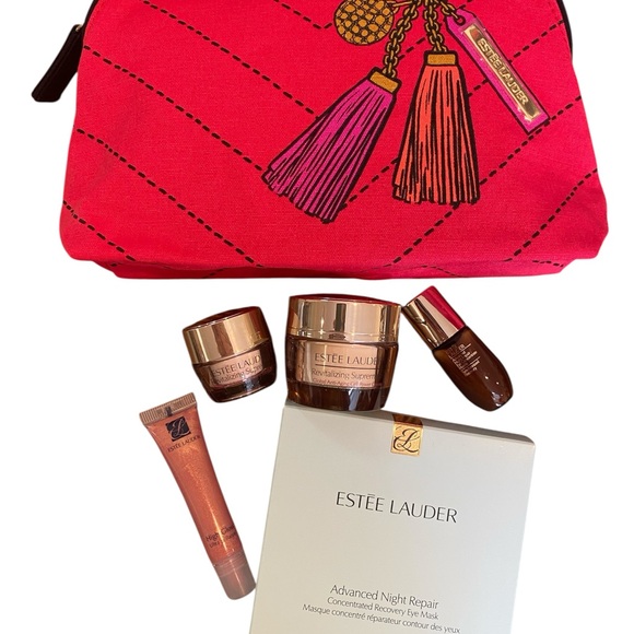 Estee Lauder Other - ❤️Estee Lauder Essential Skin Care Set❤️